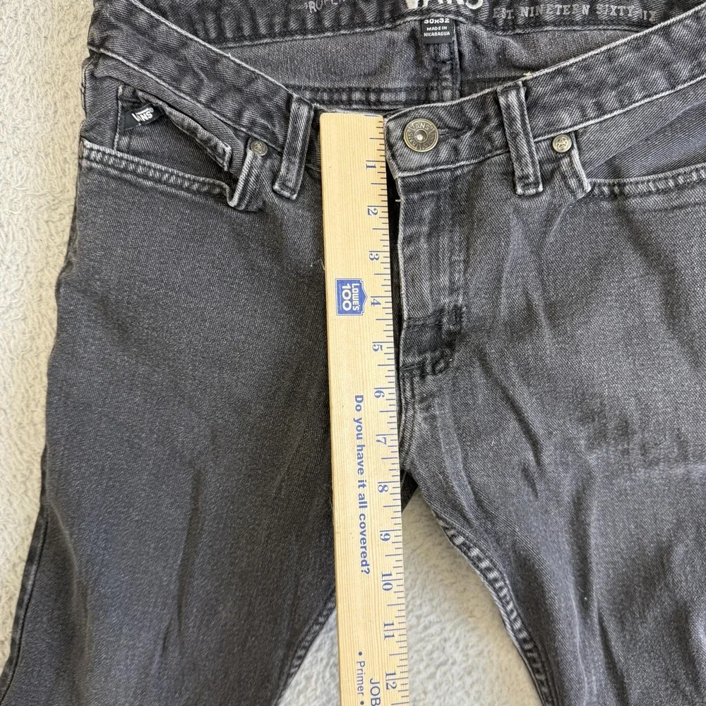 Vans Jeans Mens 30x32 Black Charcoal Wash Slim Skinny Stretch Denim VN-ONEKBLK